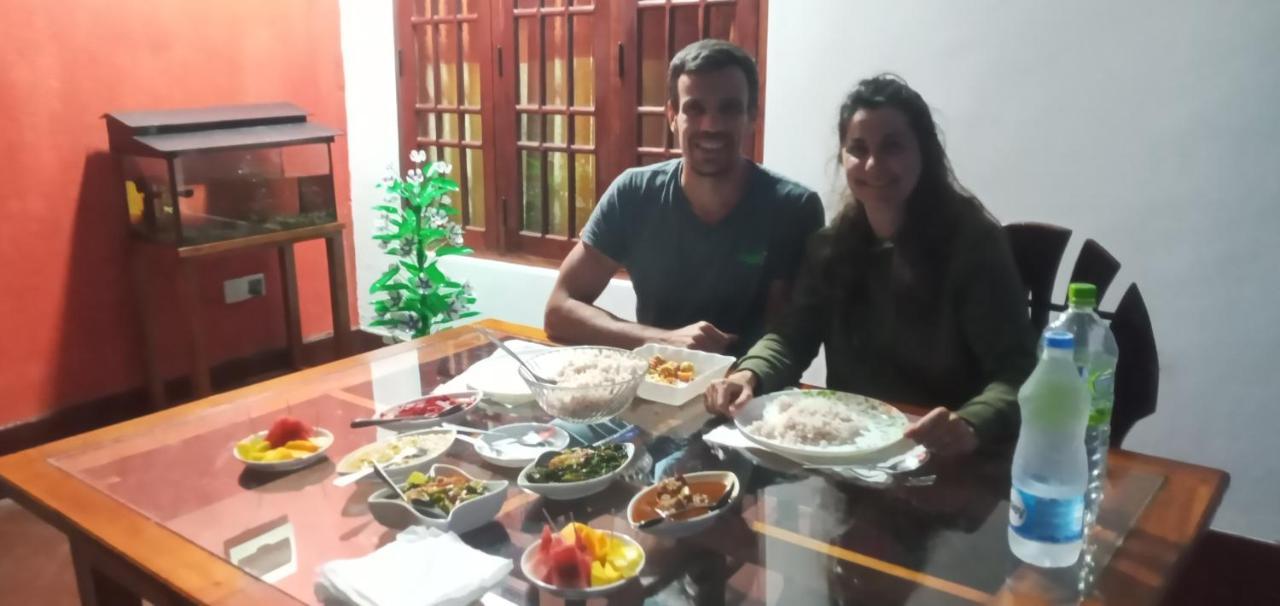 מלון אלה Induwara Guest מראה חיצוני תמונה